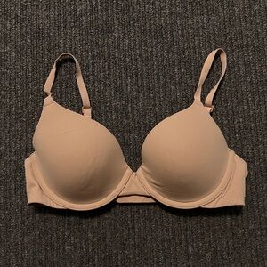 Skims Fits Everybody T-Shirt Bra - Clay (32B)